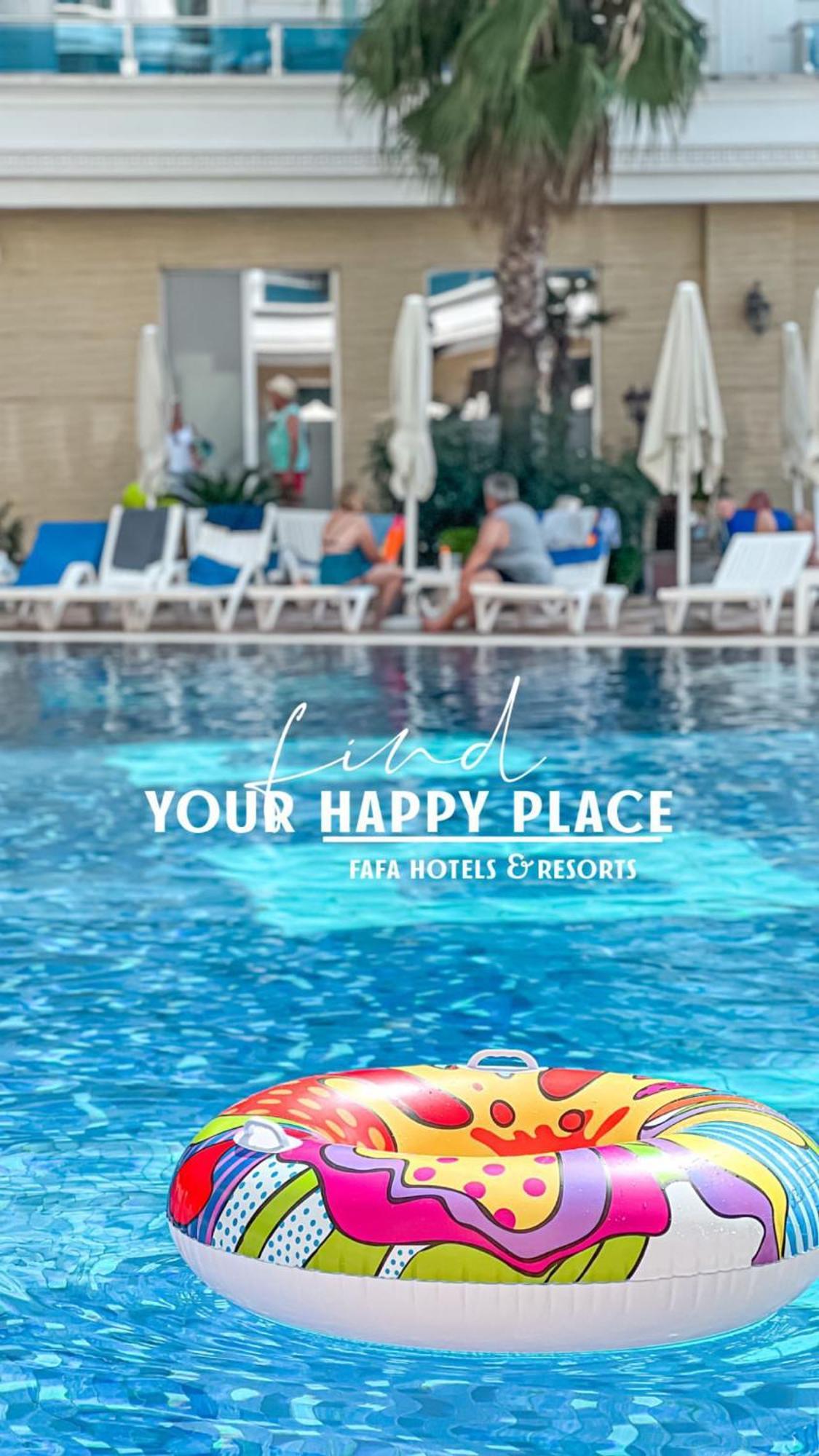 Fafa Aqua Blue Hotel Golem  Eksteriør billede